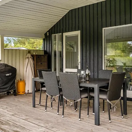 Stunning In With Wifi Holiday home