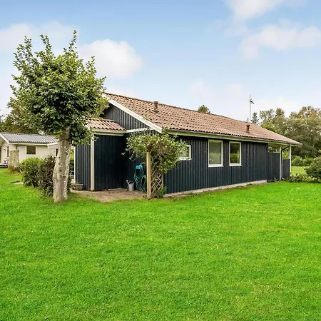 3 Bedroom In Glesborg